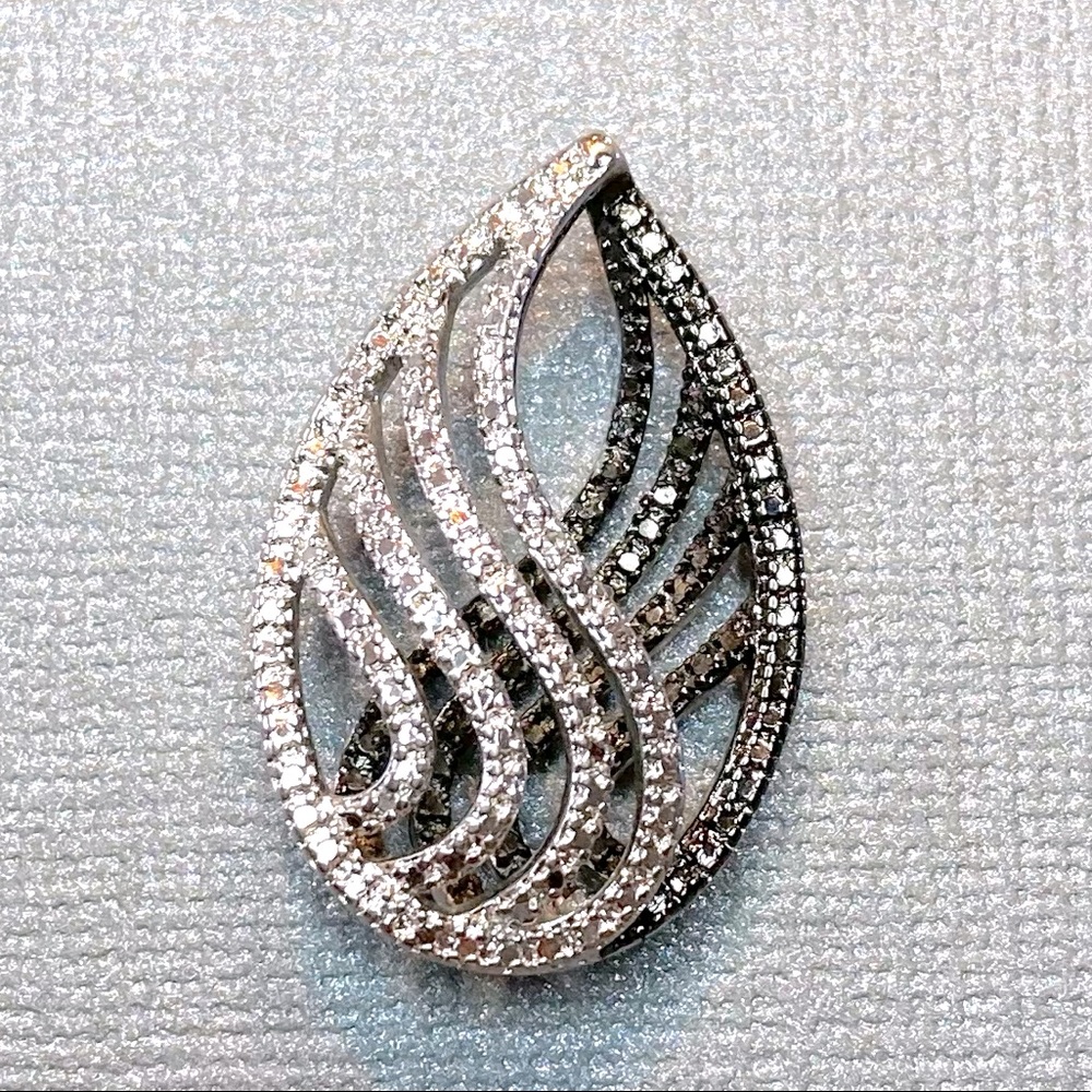 Sterling and diamond pendant